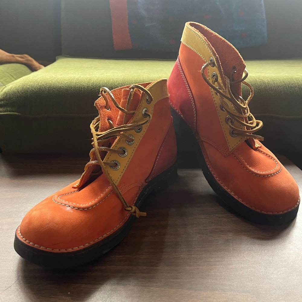 Vibrant Orange and Red Kicker colorblock Boots